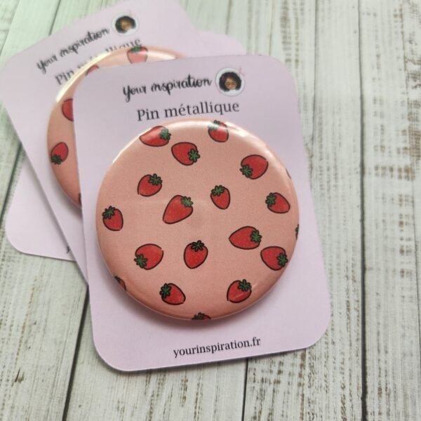Pin métallique Fraise - Strawberries metallic Pin – Image 2